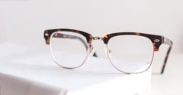 Protección UV en lentes de sol: por qué importa la certificación